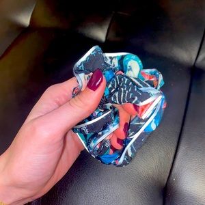 Lululemon Scrunchie